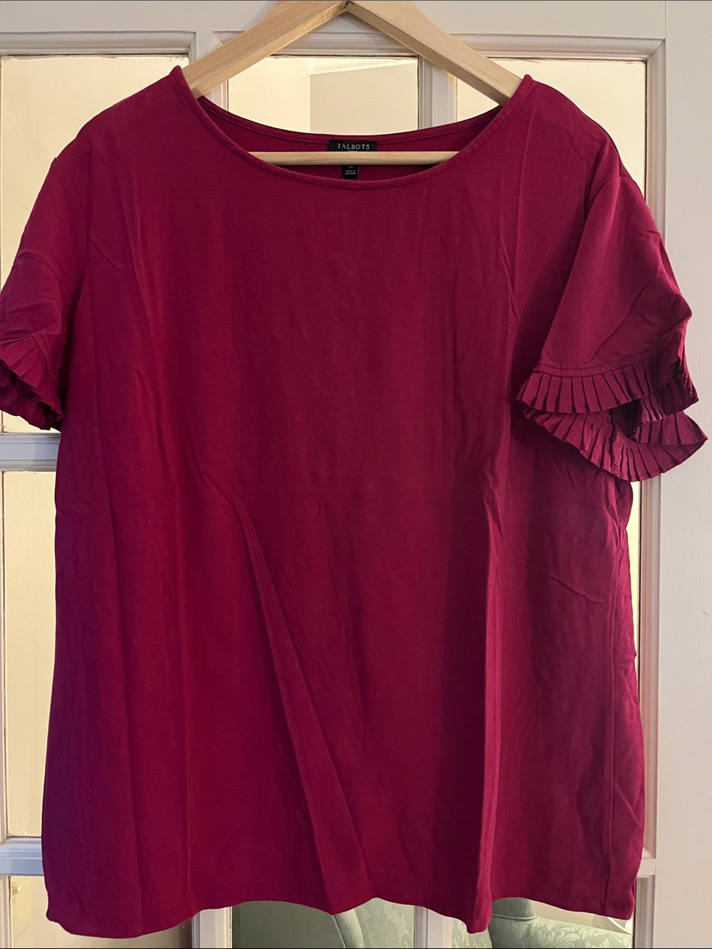 Talbots Raspberry Short-Sleeve Pleated Ruffle Sleeve Tee. Size 1X
